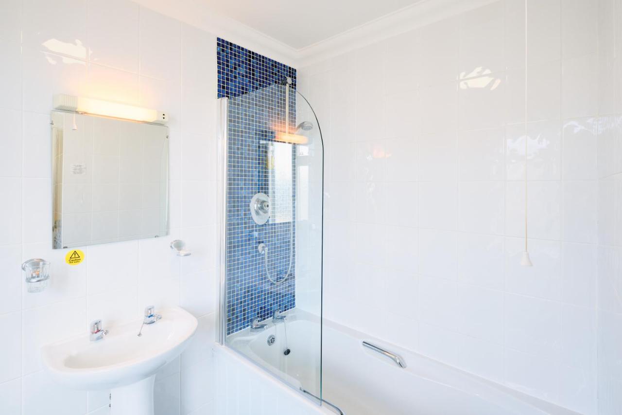 The Kilbirnie Hotel نيوكويي المظهر الخارجي الصورة