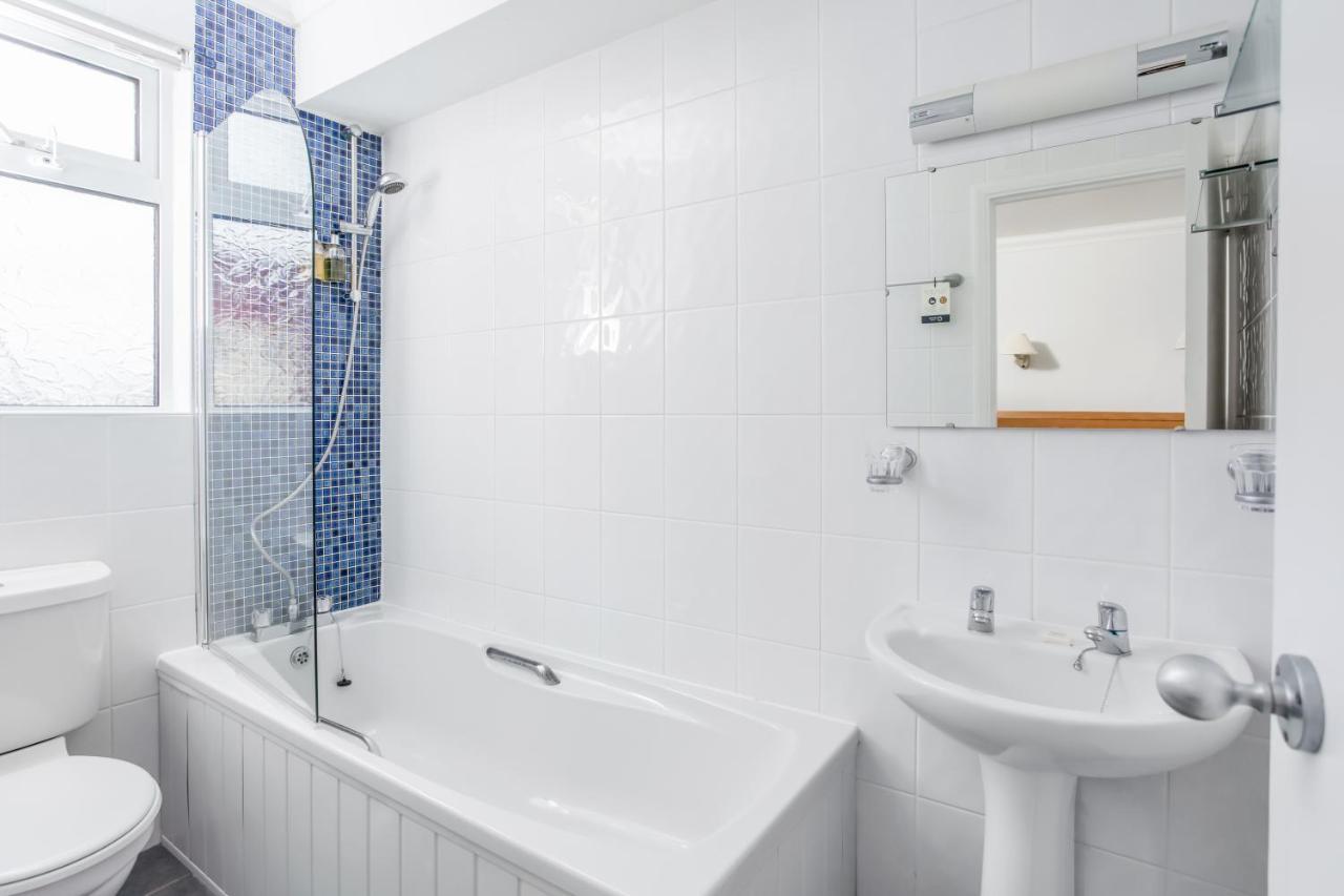 The Kilbirnie Hotel نيوكويي الغرفة الصورة